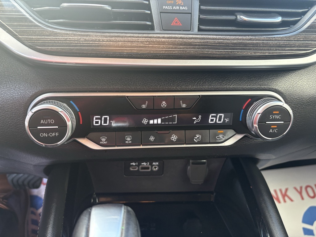 2022 Nissan Altima 2.5 SL:16823P