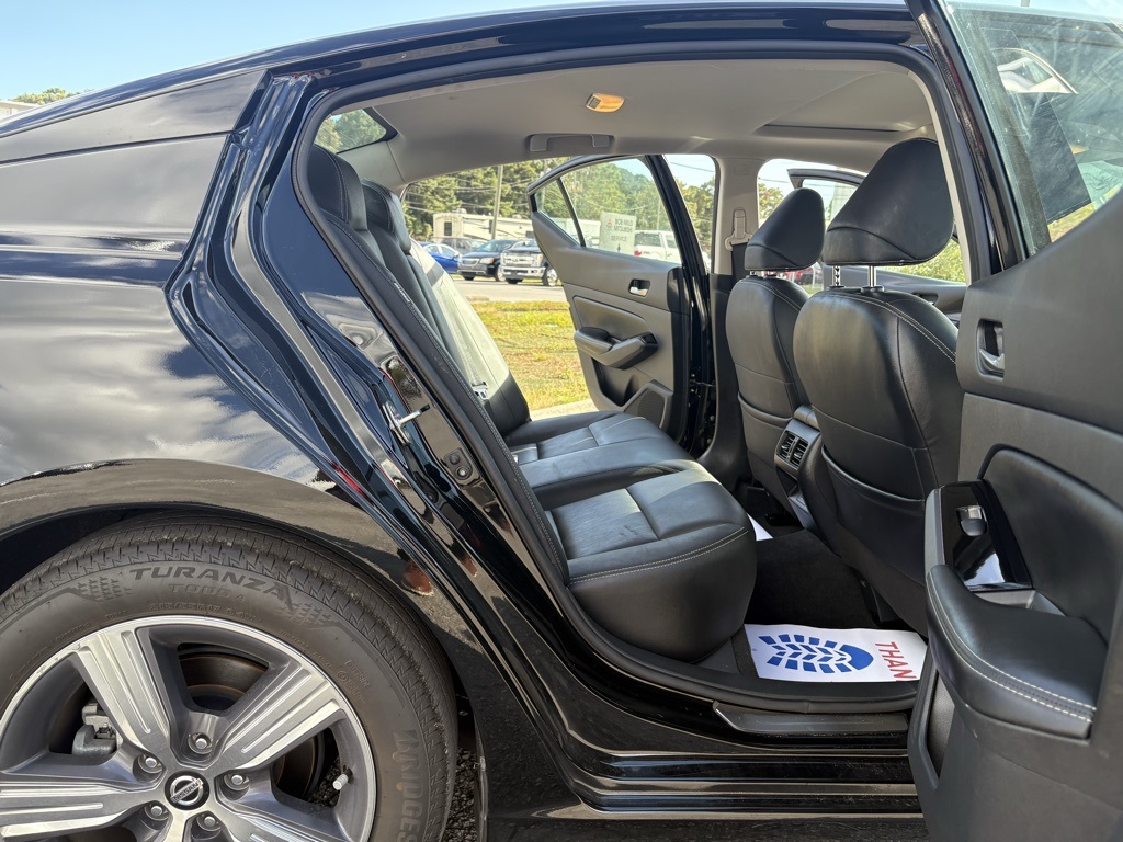 2022 Nissan Altima 2.5 SL:16823P