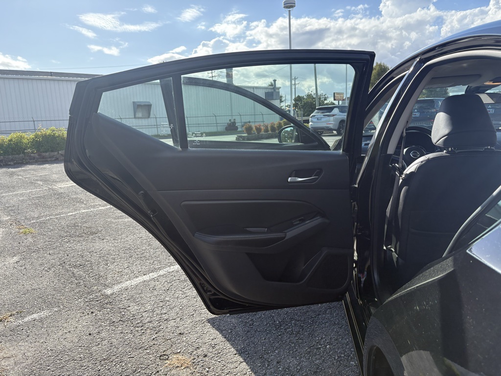 2022 Nissan Altima 2.5 SL:16823P