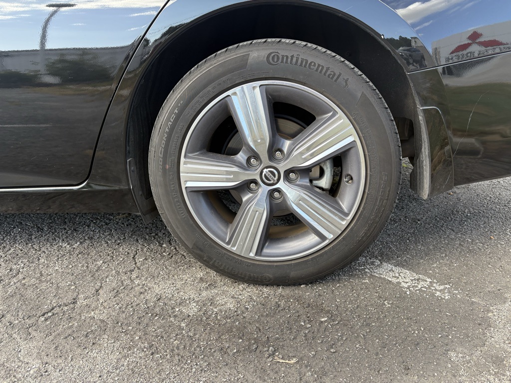 2022 Nissan Altima 2.5 SL:16823P