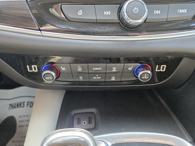 2019 Buick Enclave Essence