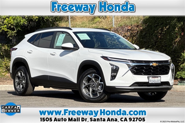 2025 Chevrolet Trax LT