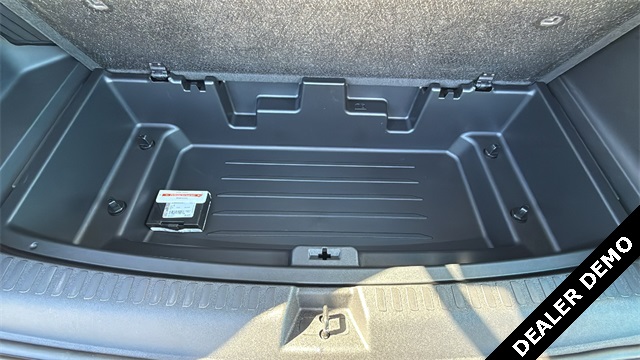 new 2026 Chevrolet Traverse car, priced at $47,690