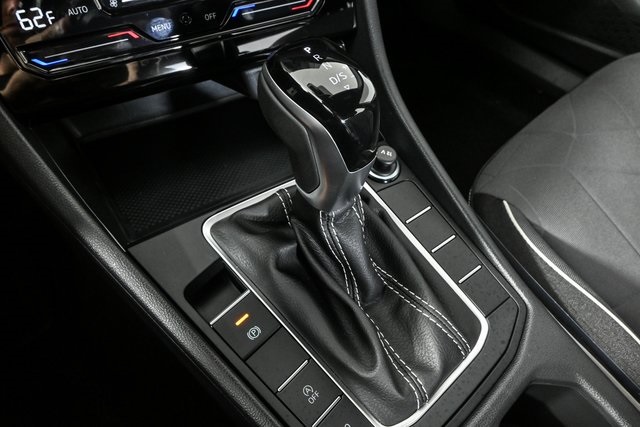 new 2025 Volkswagen Jetta car, priced at $24,217