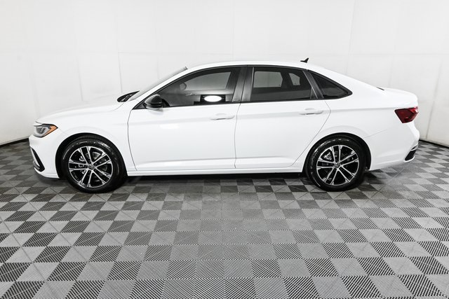 new 2025 Volkswagen Jetta car, priced at $24,217