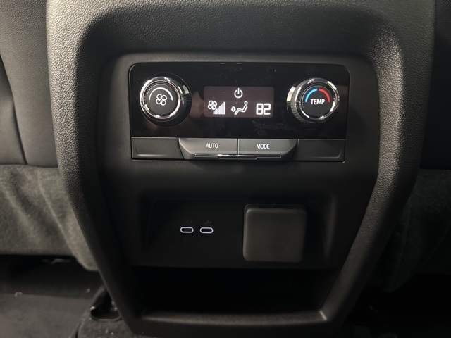 new 2026 Chevrolet Traverse car, priced at $45,345