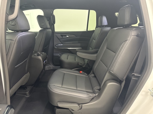 new 2026 Chevrolet Traverse car, priced at $45,345