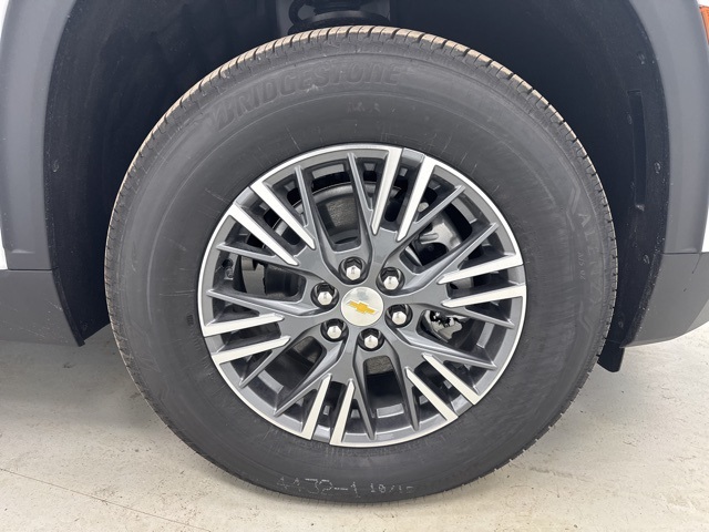 new 2026 Chevrolet Traverse car, priced at $45,345