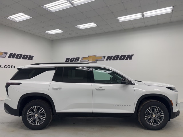 new 2026 Chevrolet Traverse car, priced at $45,345