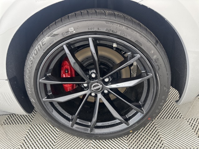 2024 Brilliant Silver/Super Black Nissan Z Performance RWD Coupe