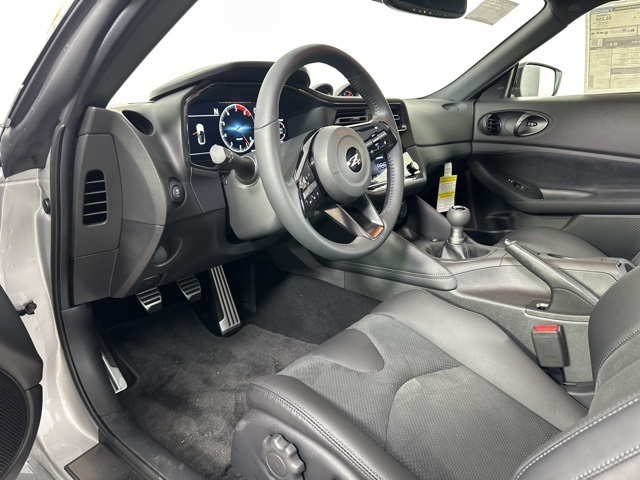 2024 Brilliant Silver/Super Black Nissan Z Performance RWD Coupe