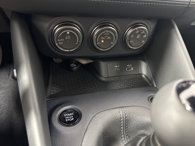 2024 Brilliant Silver/Super Black Nissan Z Performance RWD Coupe