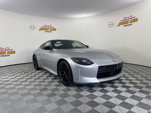2024 Brilliant Silver/Super Black Nissan Z Performance RWD Coupe
