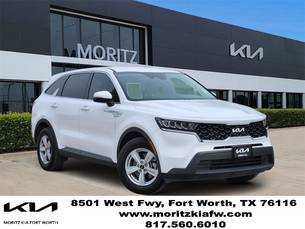 2023 Kia Sorento LX's photo