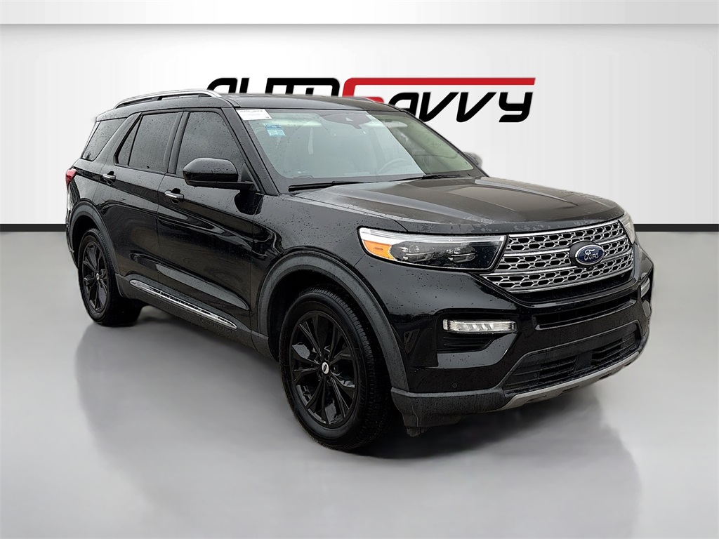 2022 Ford Explorer Limited's photo