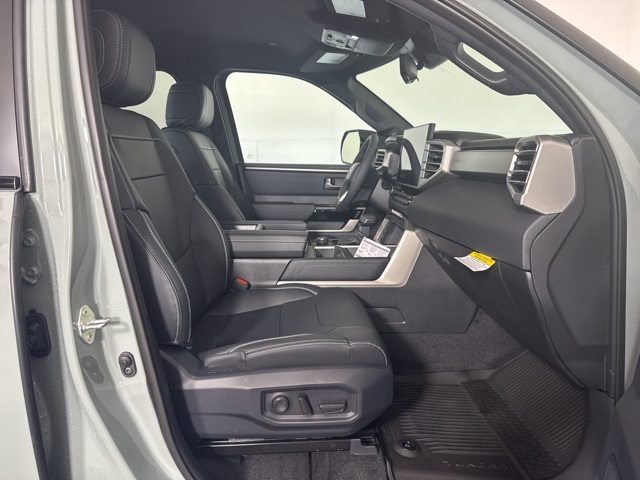 2026 Toyota Tundra Limited CrewMax photo 4