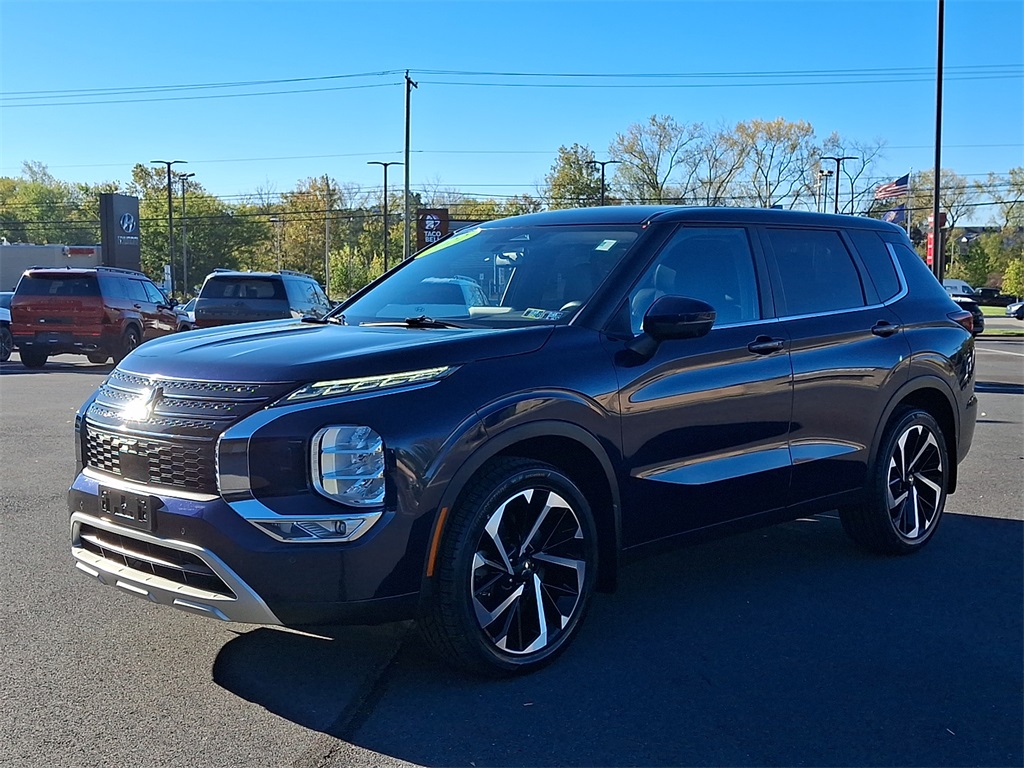 used 2022 Mitsubishi Outlander car, priced at $20,250