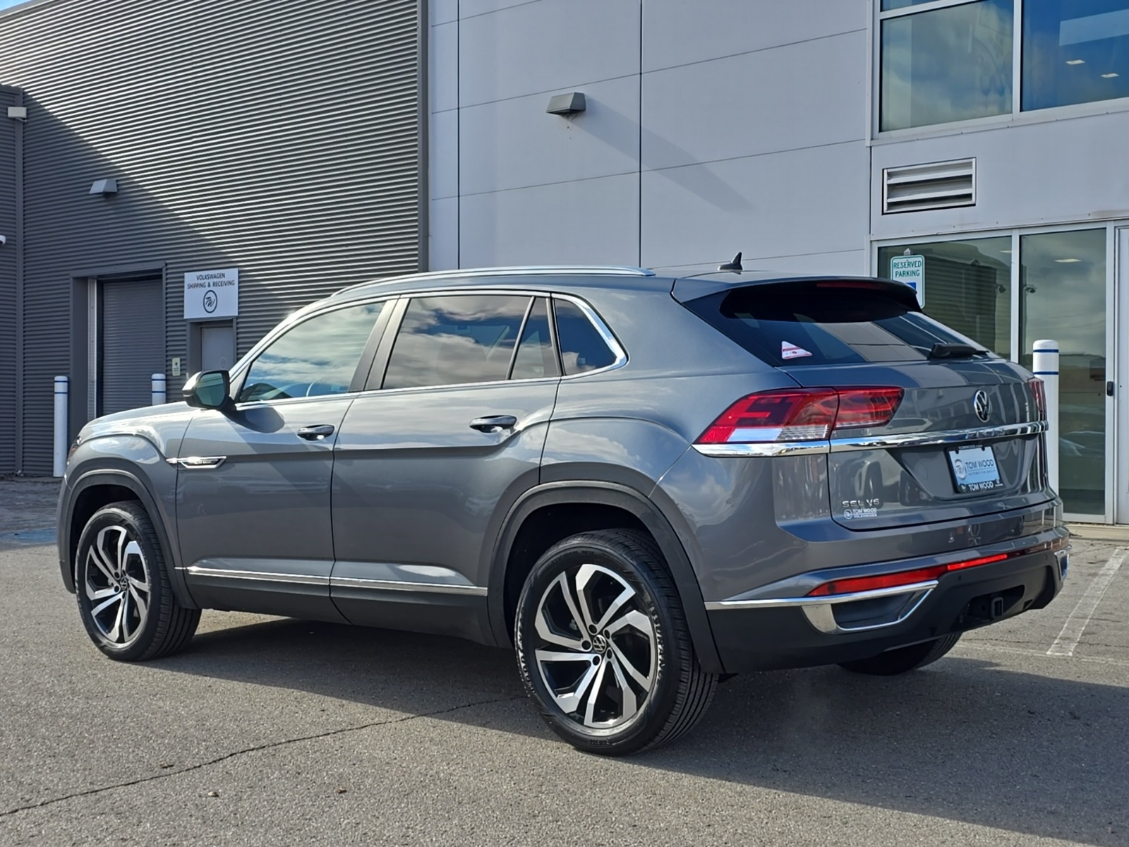 used 2023 Volkswagen Atlas Cross Sport car, priced at $32,400