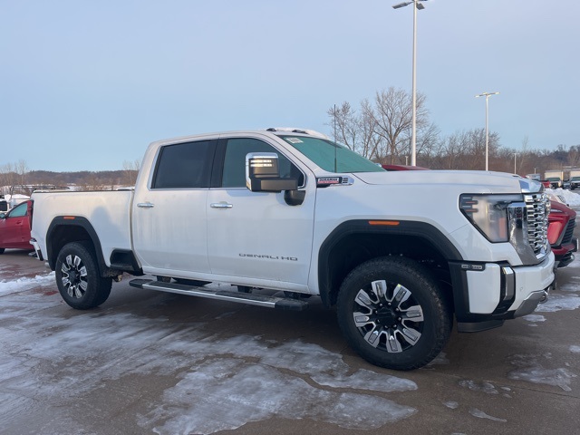 2026 GMC Sierra 2500HD Denali's photo