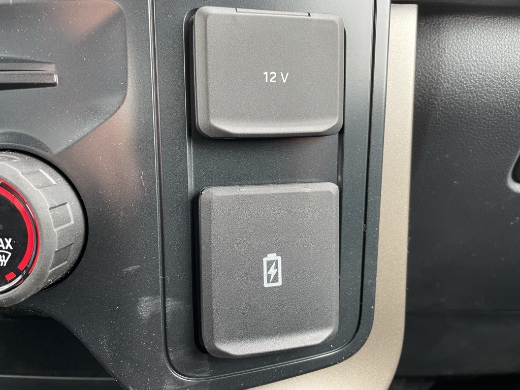 2025 Ford F-150 STX photo 11