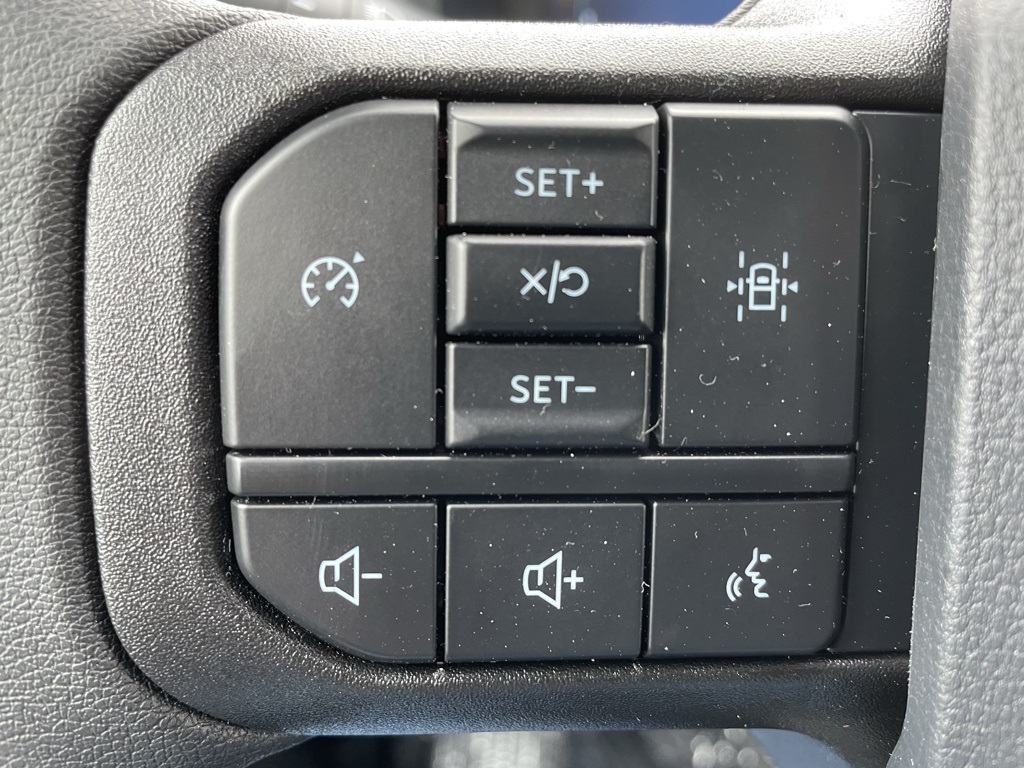 2025 Ford F-150 STX photo 13