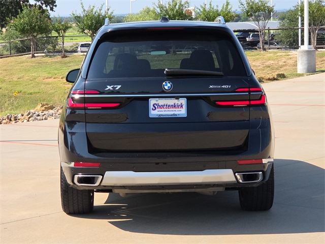 2023 Bmw X7 xDrive40i photo 3