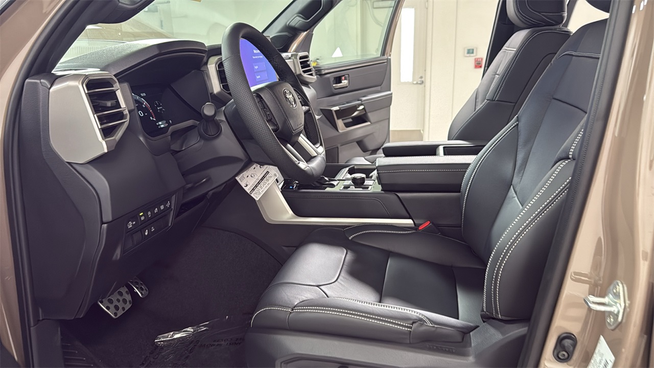 2026 Toyota Tundra Limited photo 11
