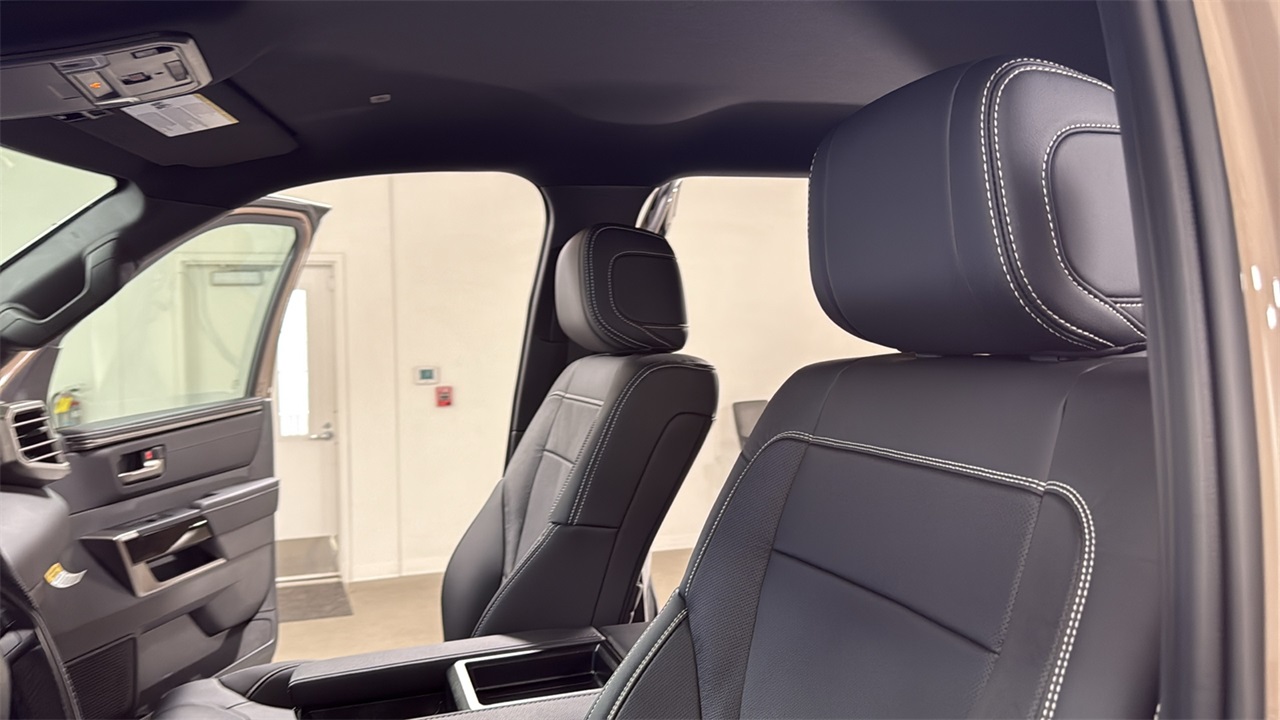 2026 Toyota Tundra Limited photo 12