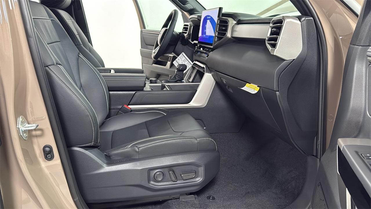 2026 Toyota Tundra Limited photo 17