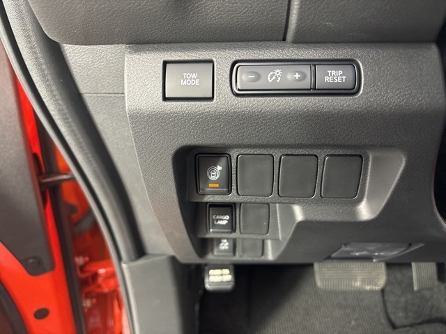 2025 Afterburn Orange Nissan Frontier PRO-X RWD Truck