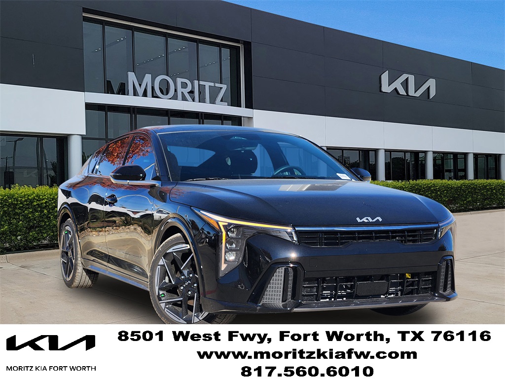 2025 Kia K4 GT-Line's photo