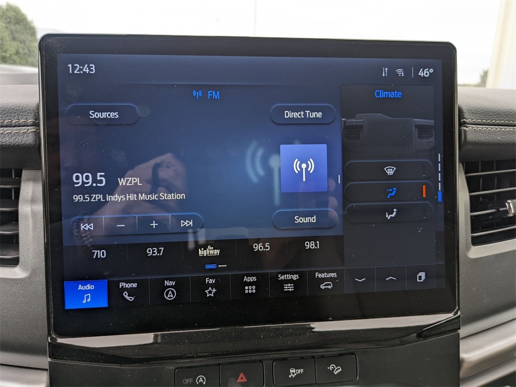 2024 Ford Expedition XLT photo 13
