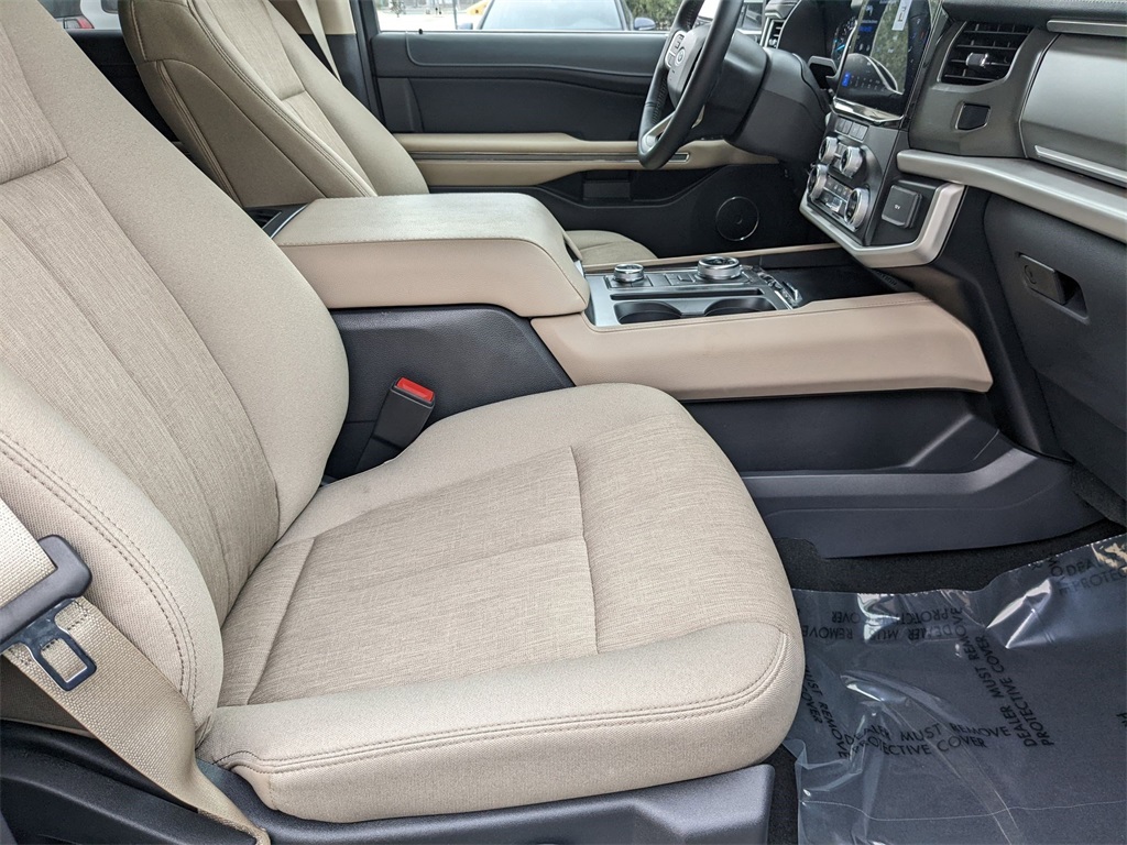 2024 Ford Expedition XLT photo 22