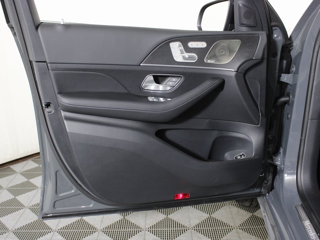 new 2026 Mercedes-Benz GLS car, priced at $96,500