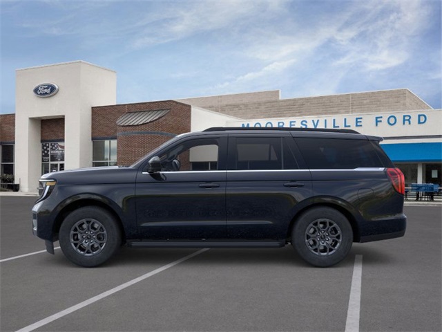 2025 Ford Expedition photo 3
