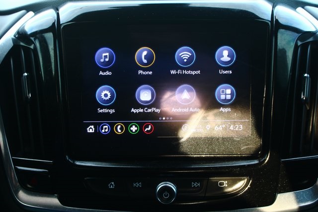 used 2022 Chevrolet Traverse car, priced at $25,156