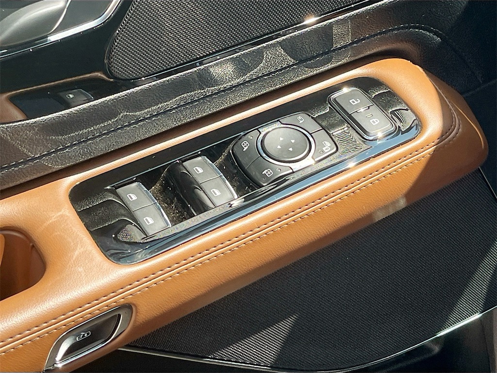 2023 Lincoln Aviator Reserve photo 17