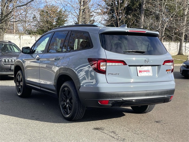 used 2022 Honda Pilot car, priced at $29,188