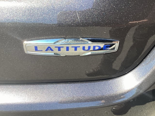 2018 Jeep Compass Latitude photo 12