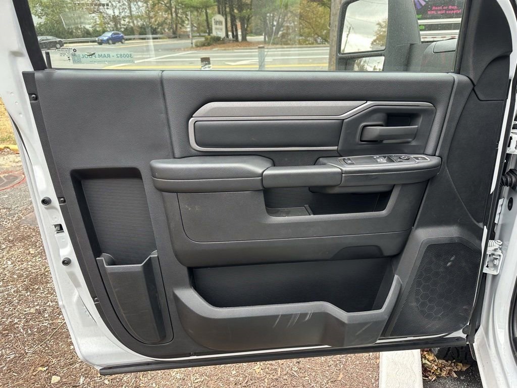 2024 Ram 3500 Tradesman photo 12