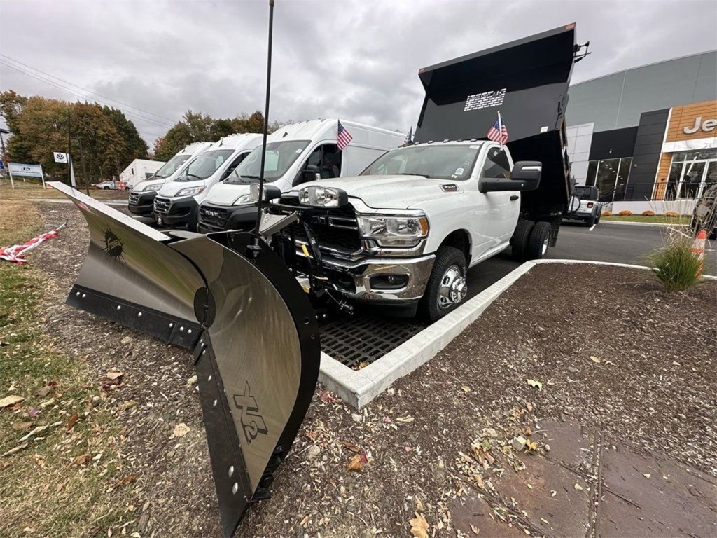 2024 Ram 3500 Tradesman photo 6