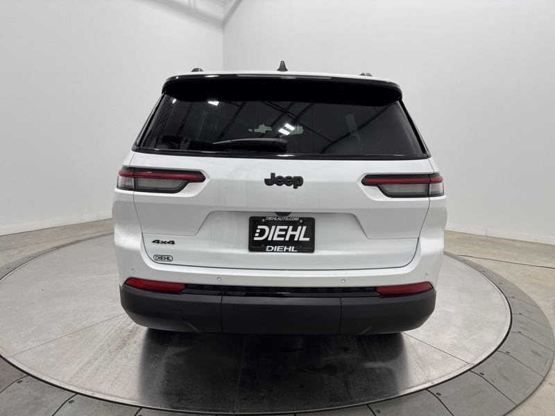 2025 Jeep Grand Cherokee Altitude X photo 3