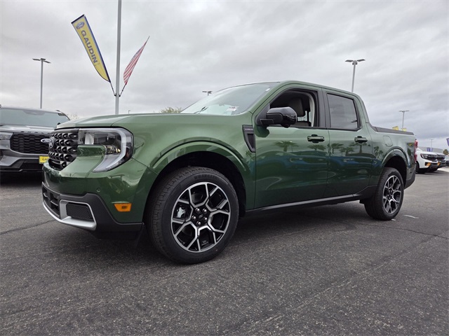 New 2025 Ford Maverick Lariat 4D Crew Cab