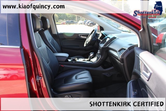 2017 Ford Edge Titanium photo 10