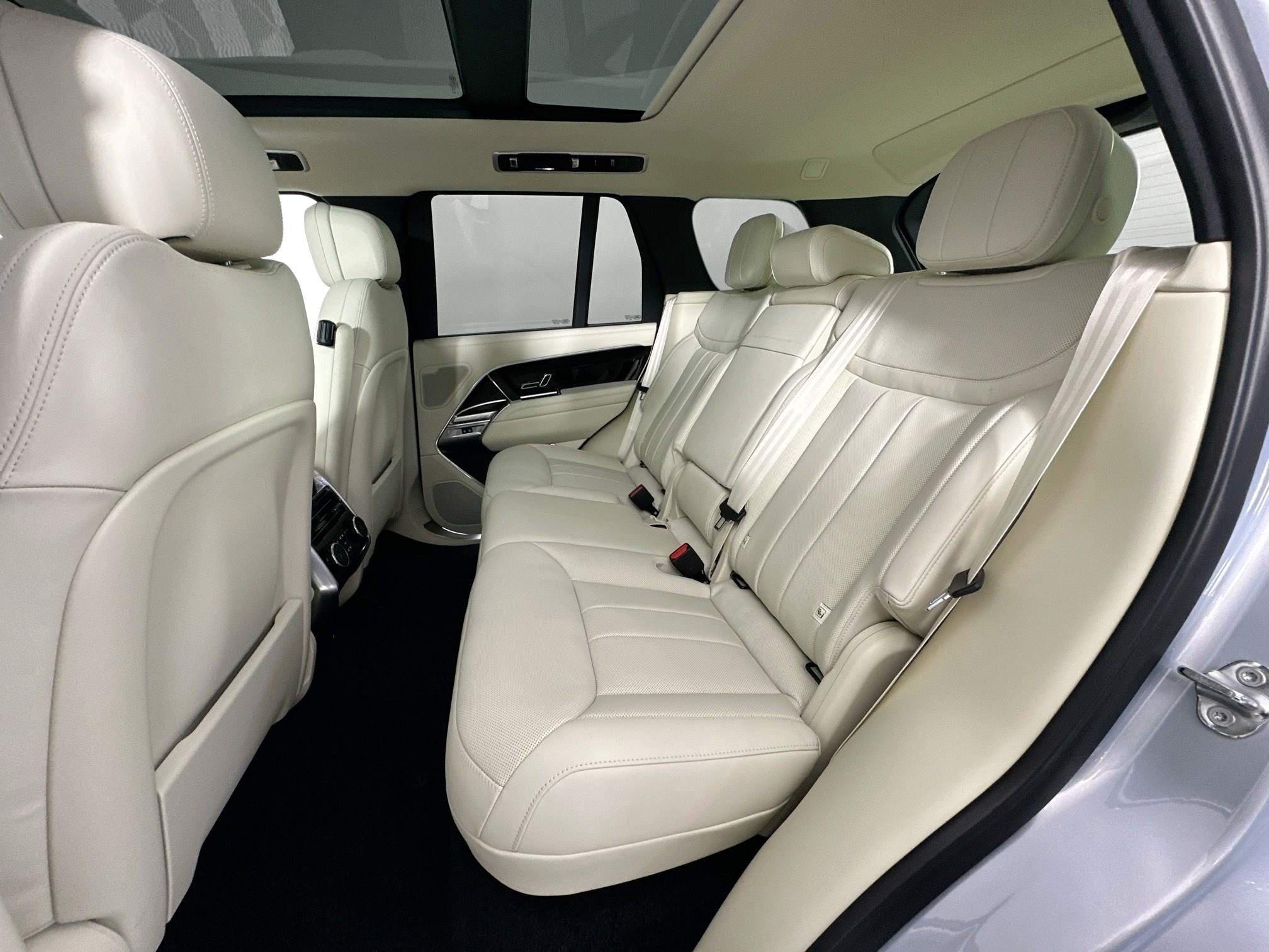 new 2026 Land Rover Range Rover car, priced at $162,390