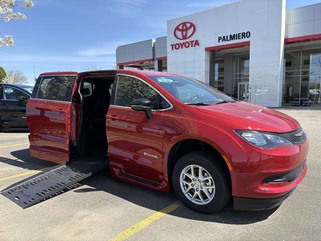 used 2025 Chrysler Voyager car, priced at $81,903