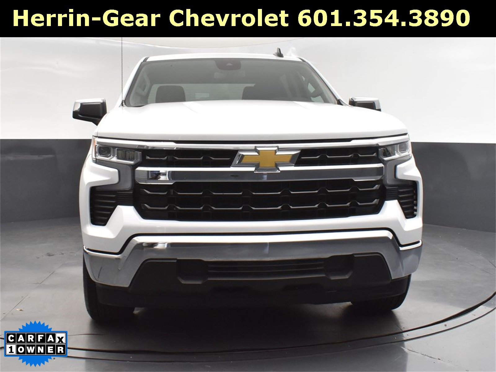 2024 Chevrolet Silverado 1500 LT photo 8