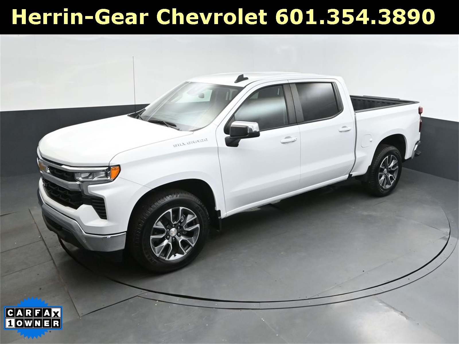 2024 Chevrolet Silverado 1500 LT photo 28