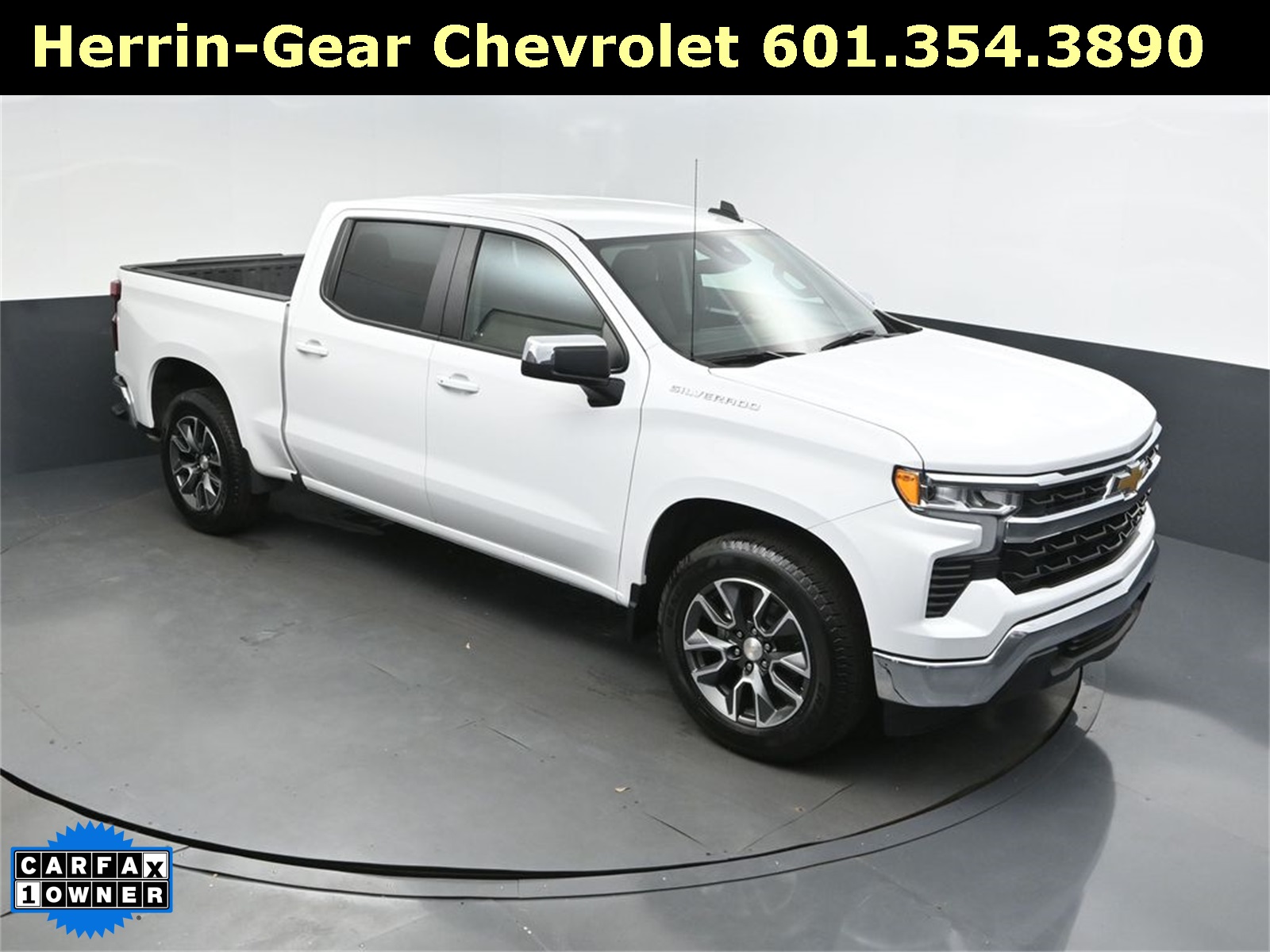 2024 Chevrolet Silverado 1500 LT photo 33