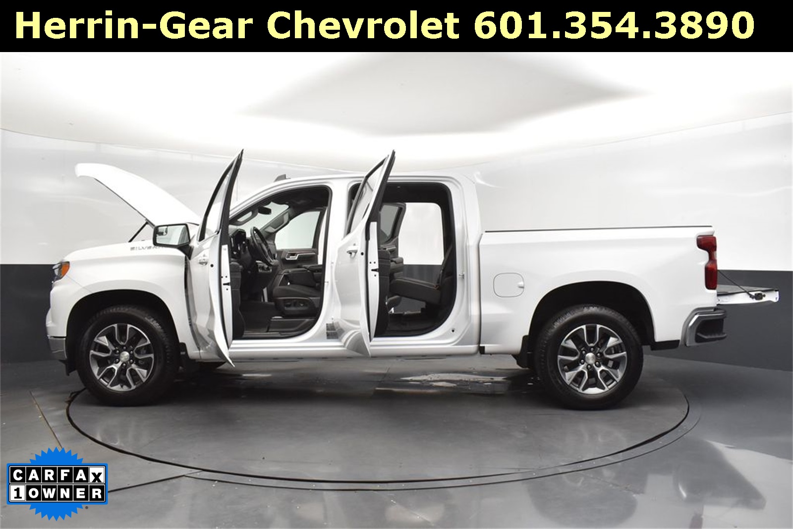 2024 Chevrolet Silverado 1500 LT photo 35
